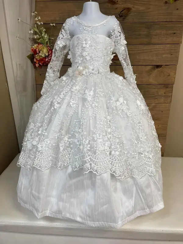Vestido blanco de primera comunión de manga larga
